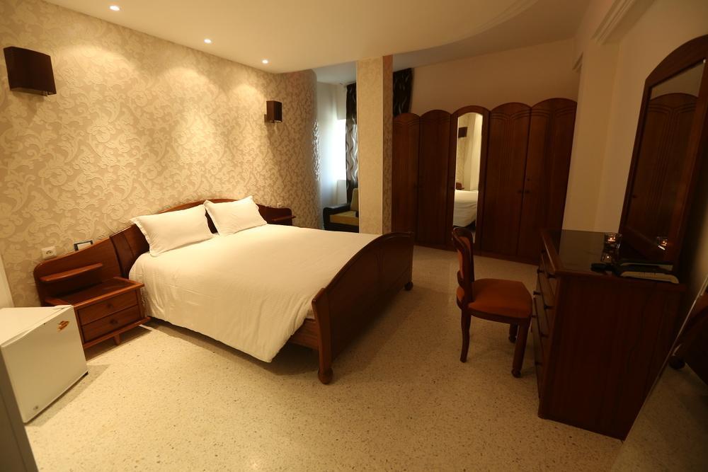Hotel Ksar Dhiafa By Plaza Hotels & Resorts Sidi Bouzid Exterior photo